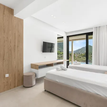 Mars Nydri (Lefkada)